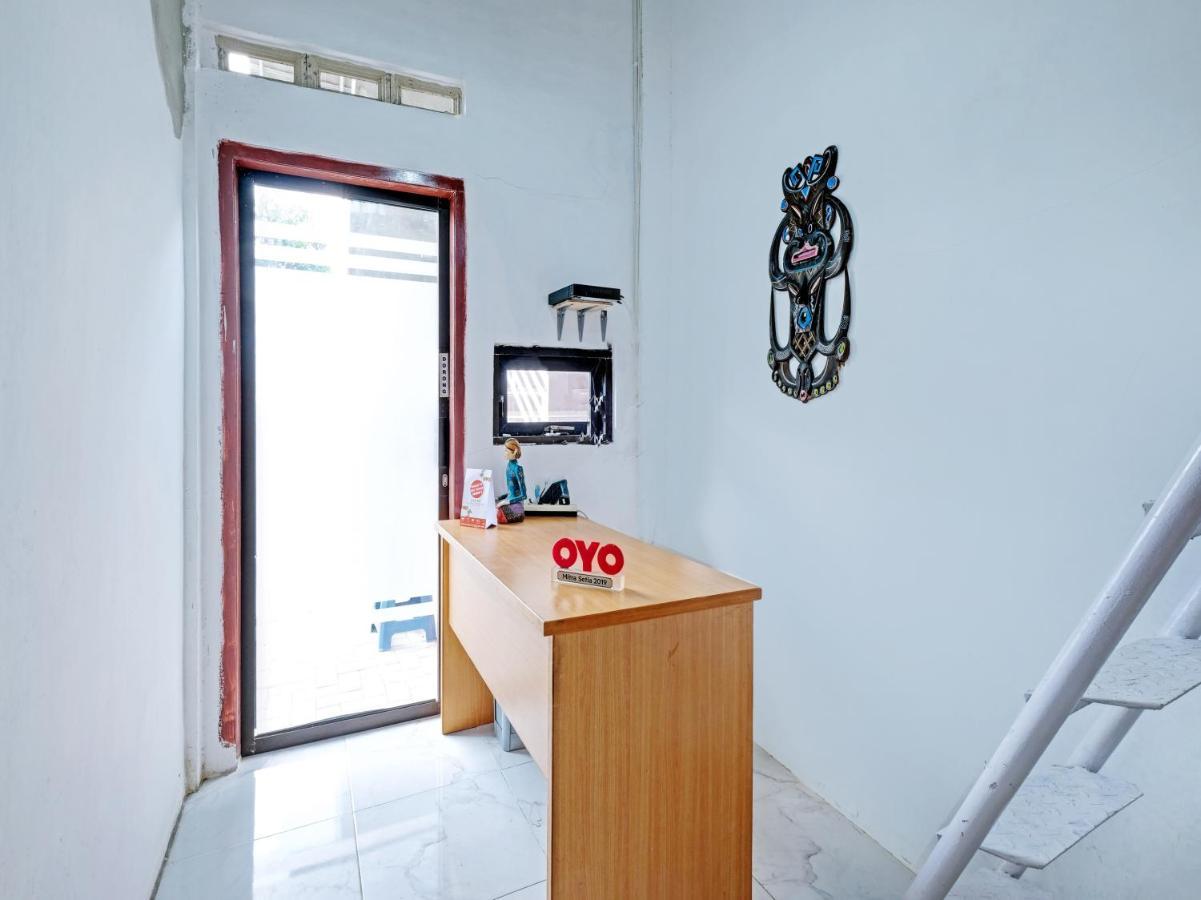Oyo 90325 Pondok Dnayu Syariah Jarakan ภายนอก รูปภาพ